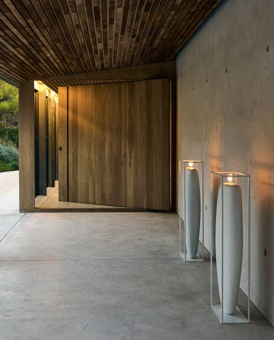 Overscale Flames Outdoor