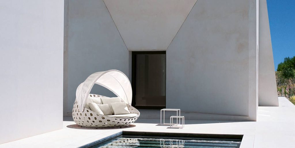 Canasta Outdoor Sofa