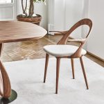 Ester Chair