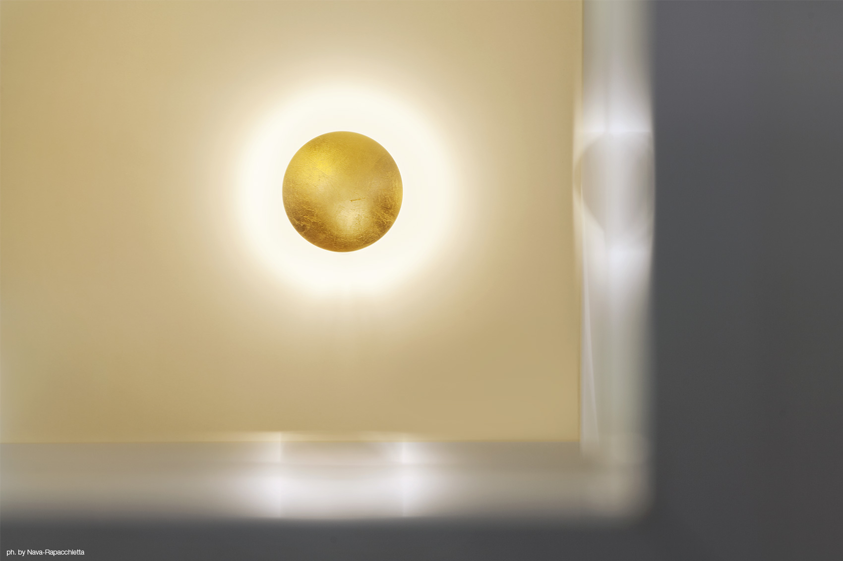 Lederam W1