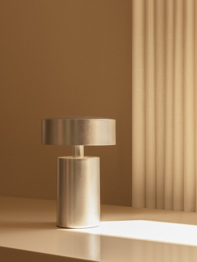 Column Portable Lamp