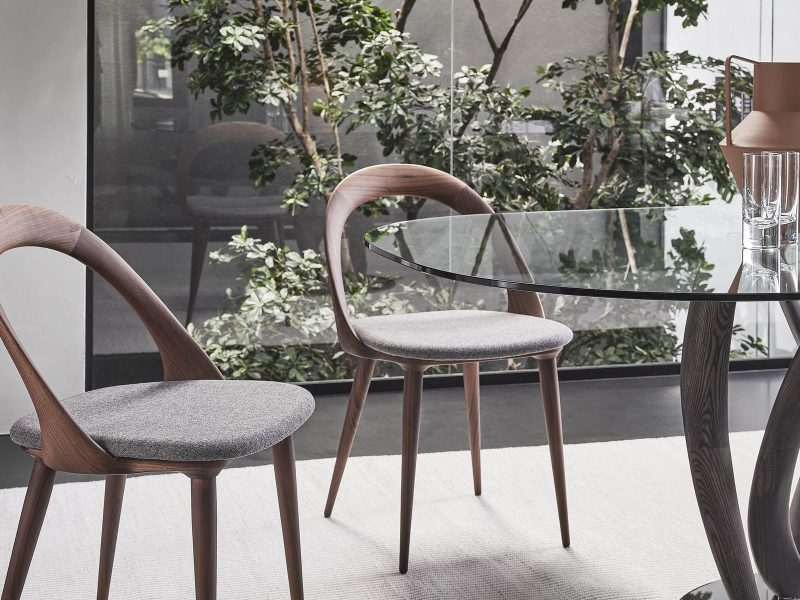 Ester Chair