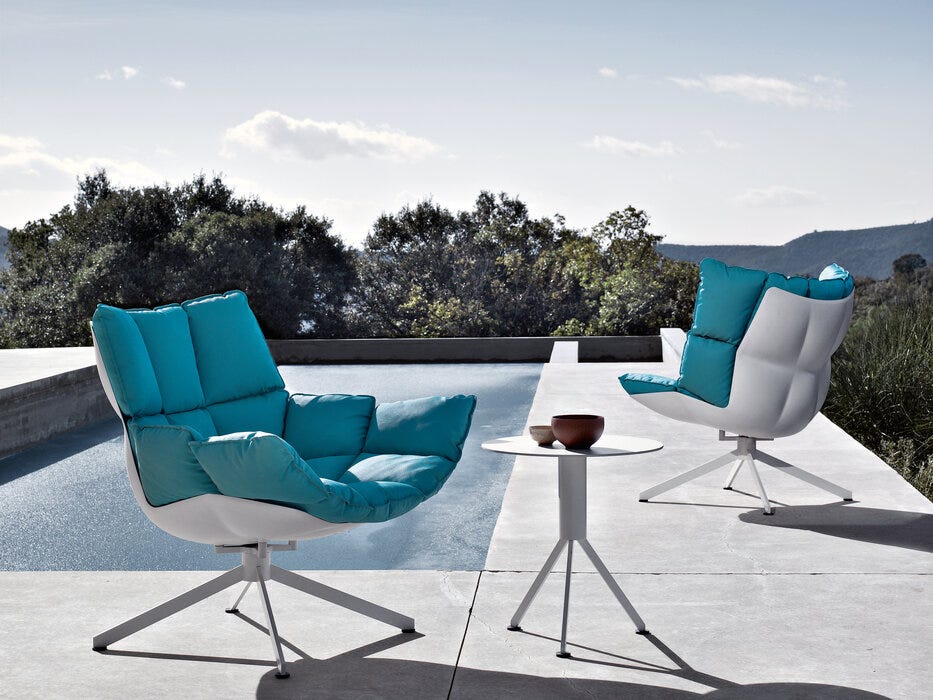 Husk Outdoor Lounge