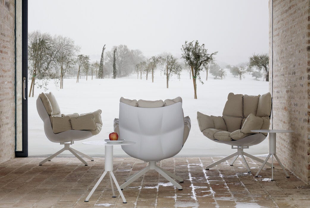 Husk Outdoor Lounge
