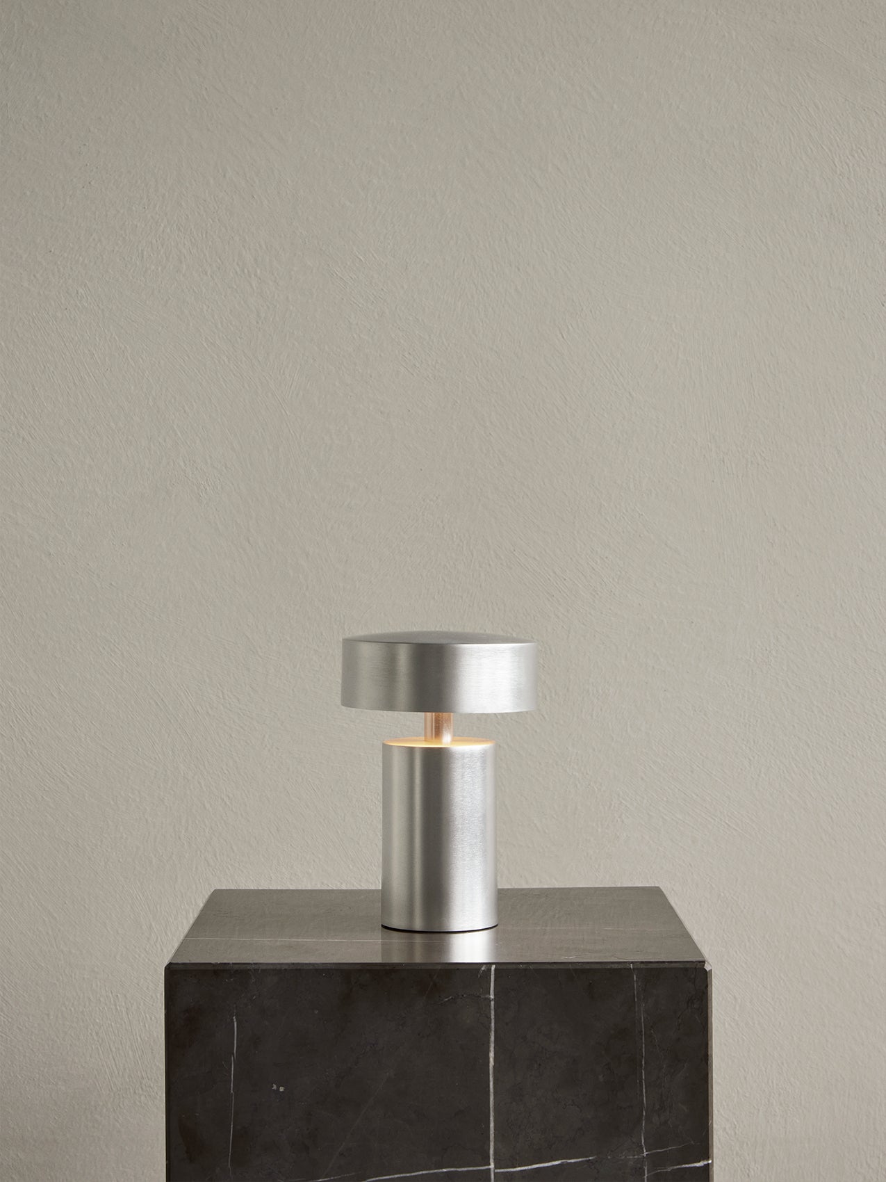 Column Portable Lamp