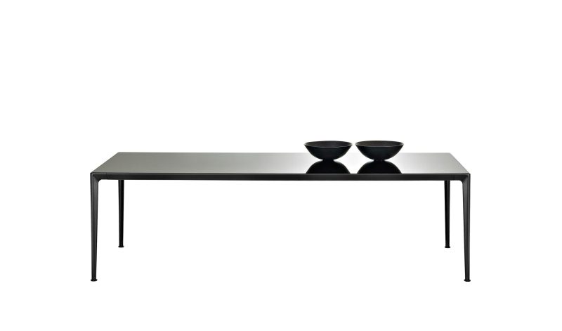 Mirto Table