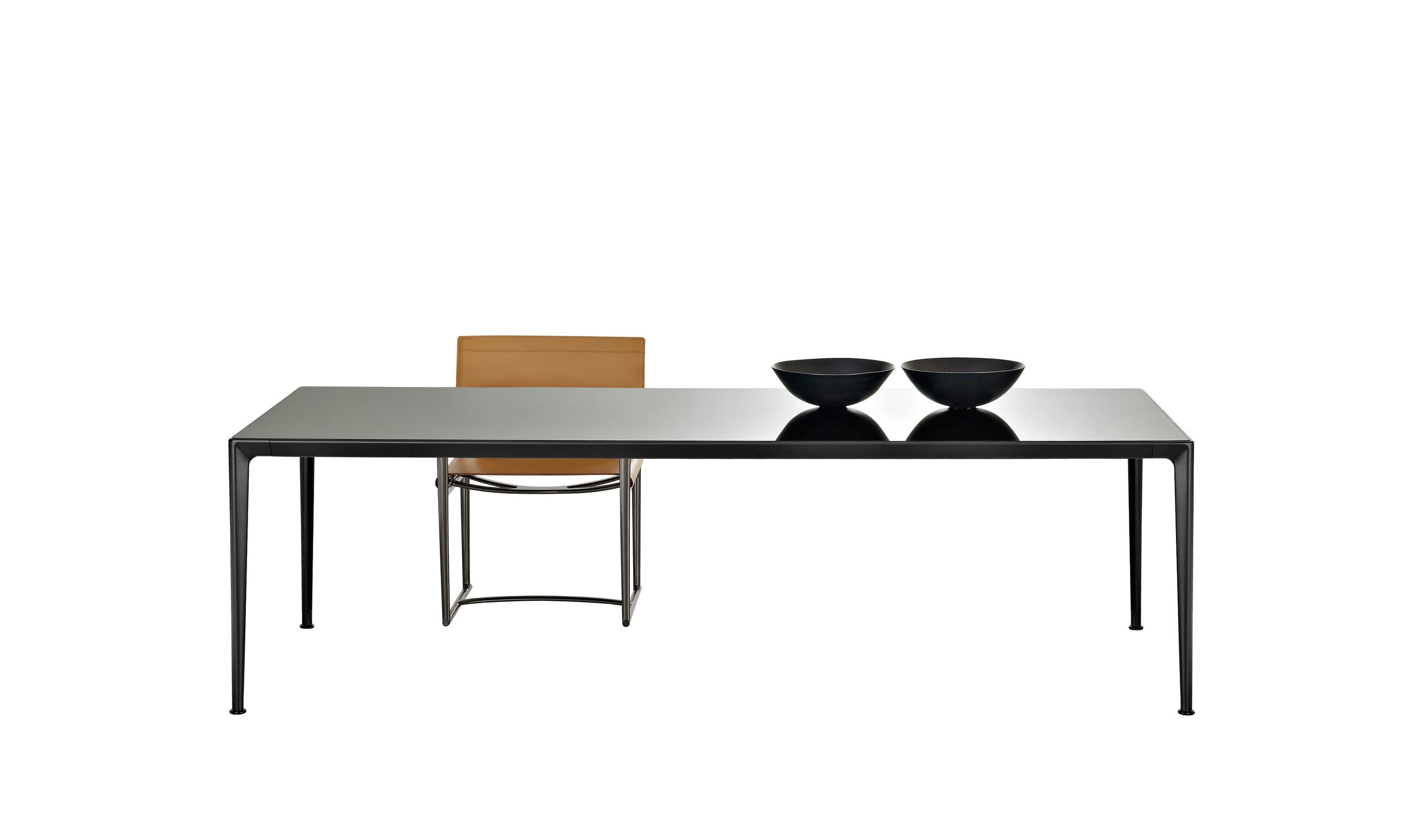 Mirto Table