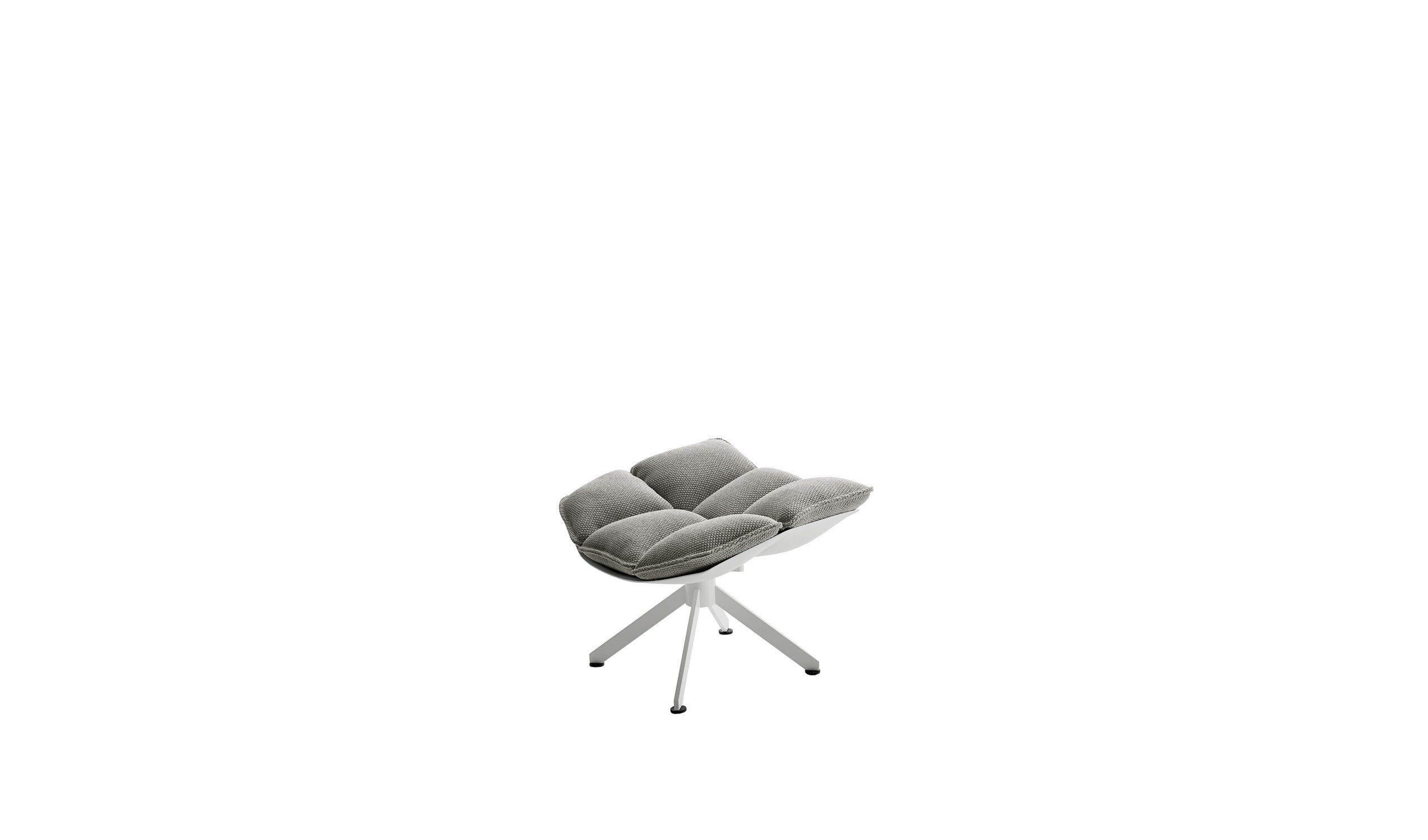 Husk Outdoor Lounge