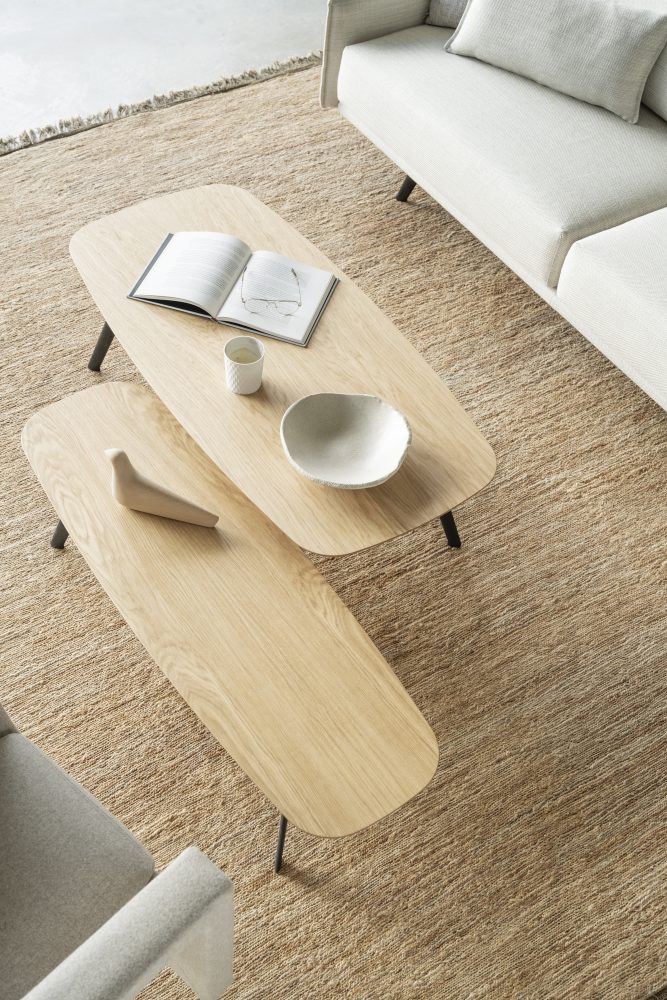 Solapa Coffee Table