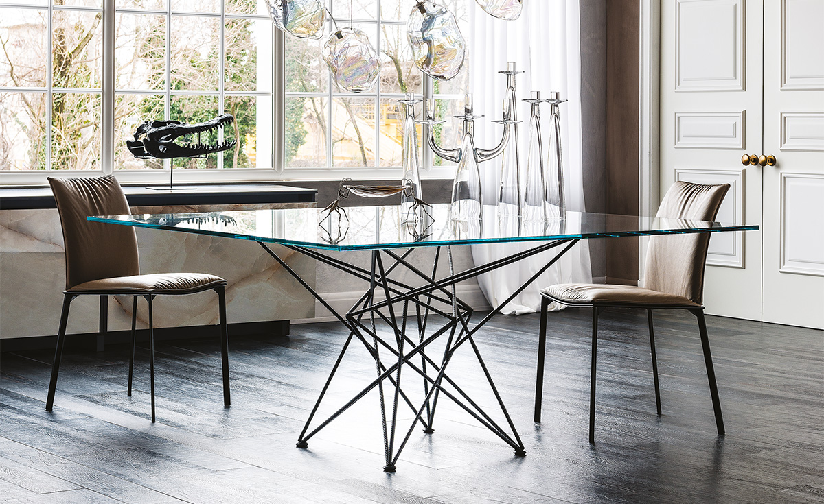 Gordon Dining Table