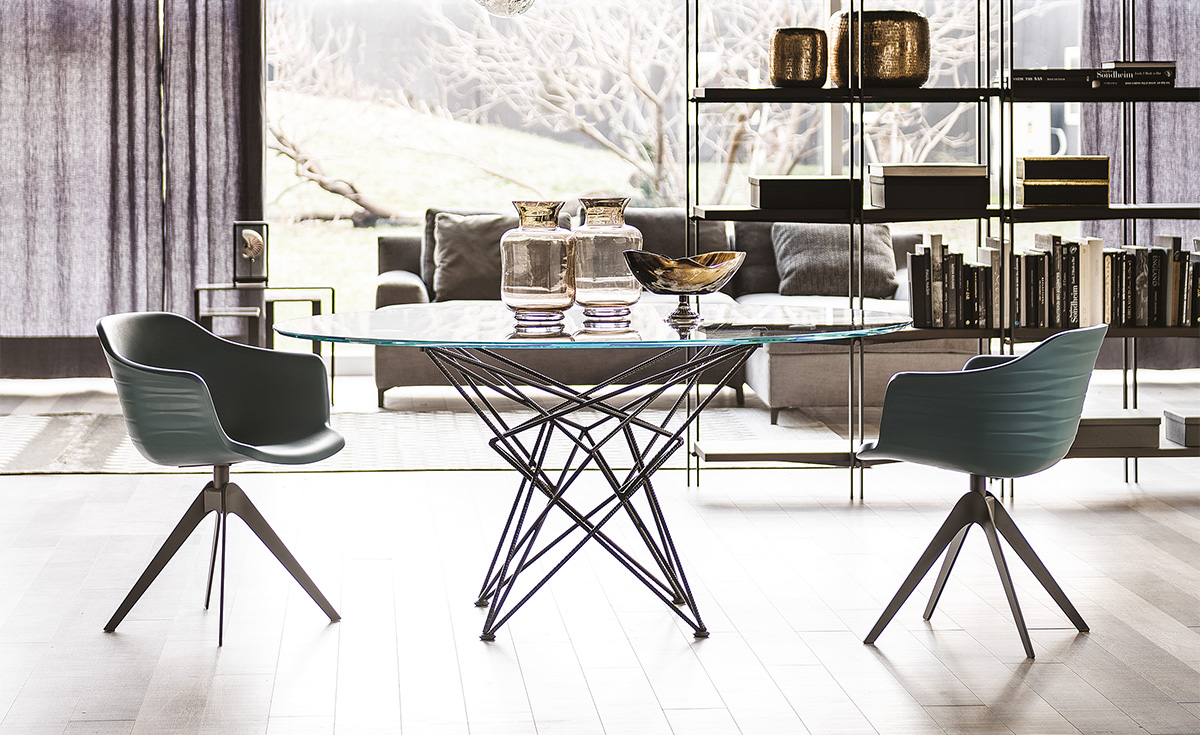 Gordon Dining Table