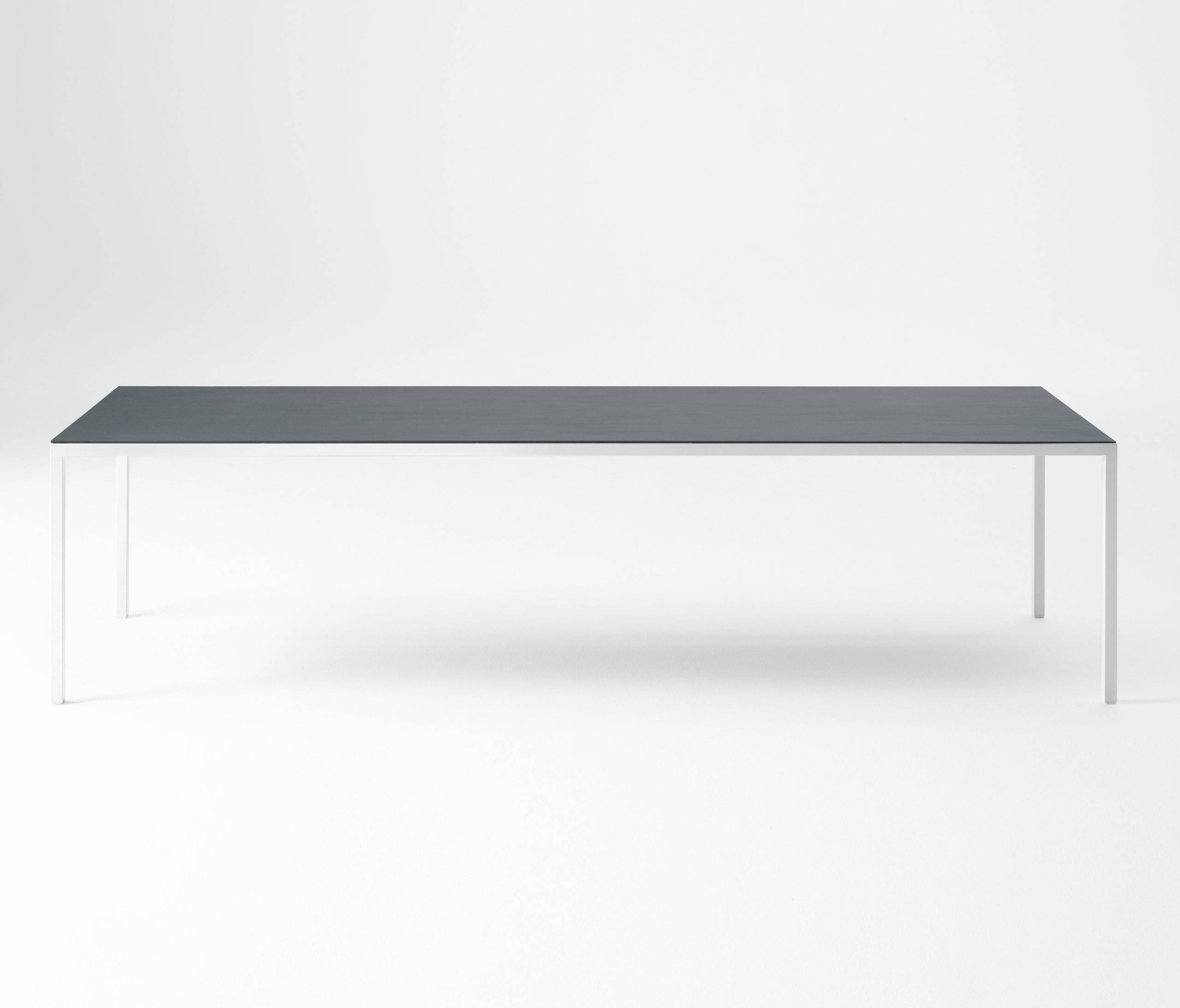 Helsinki Table