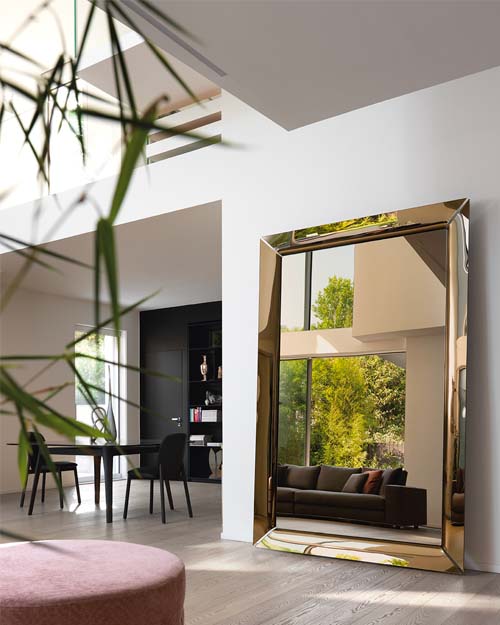 Caadre Mirror
