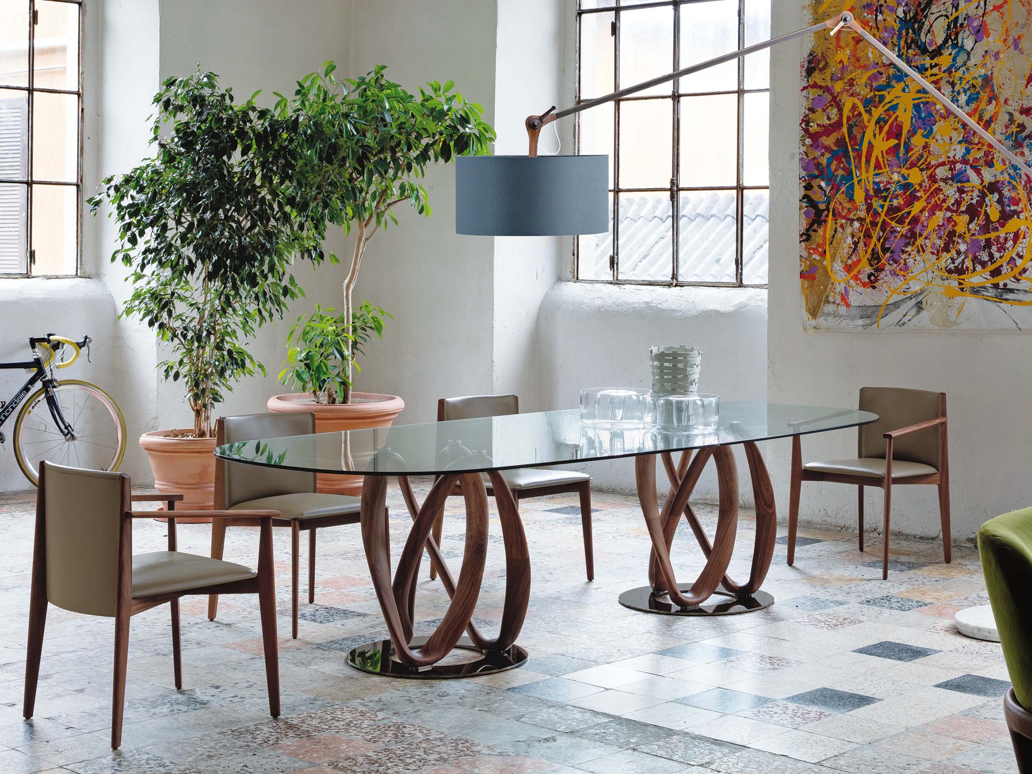 Infinity Table