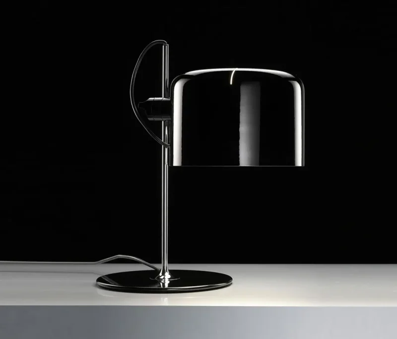Coupe Table