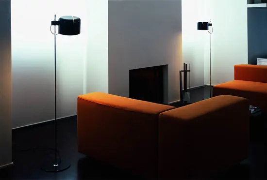 Coupe Table