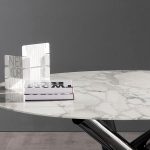 Van Dyck Table