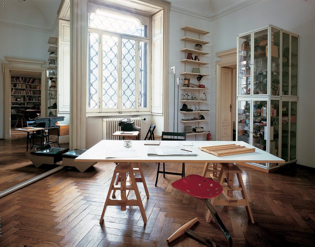 Leonardo Table